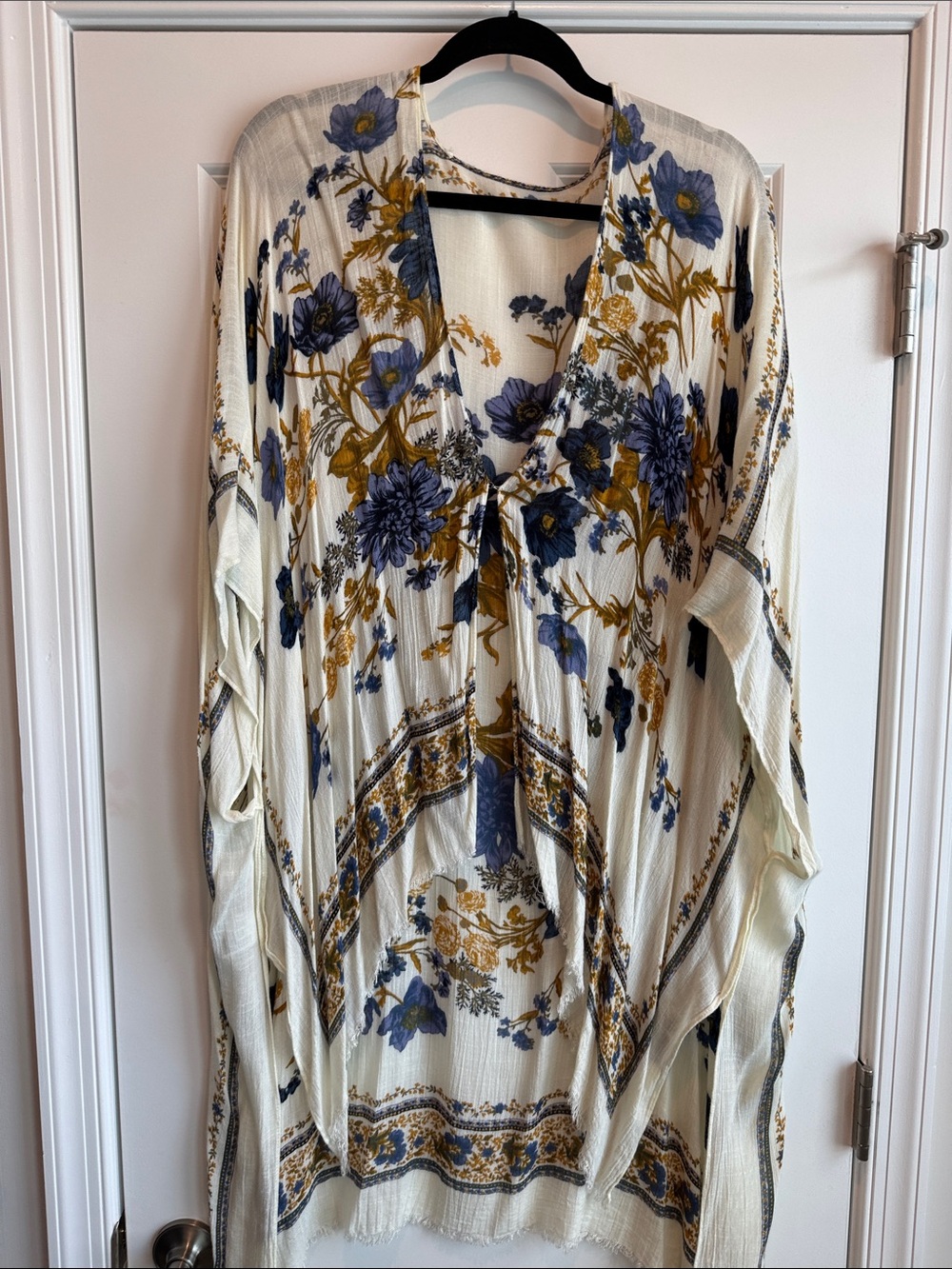 American Eagle Women’s Cream Floral Tie-Front Boho Top